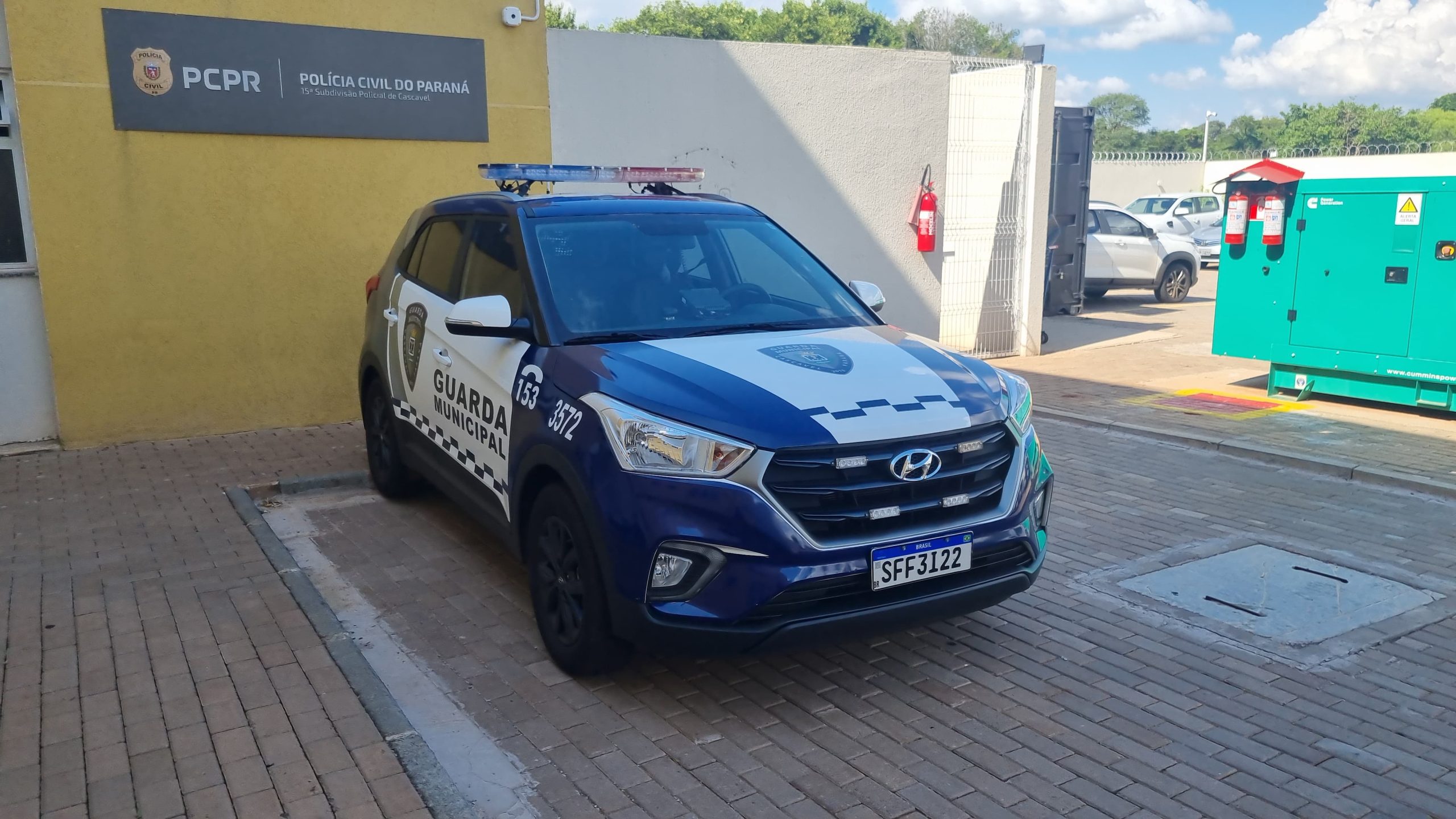 Homem é detido após furto em estabelecimento no Centro