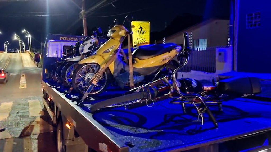 Operação de trânsito apreende várias motos no Brasmadeira