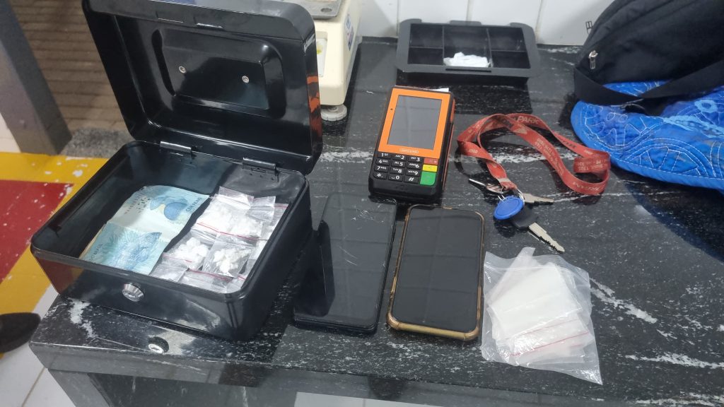 PM de Corbélia desmantela esquema de tráfico com 13 porções de cocaína