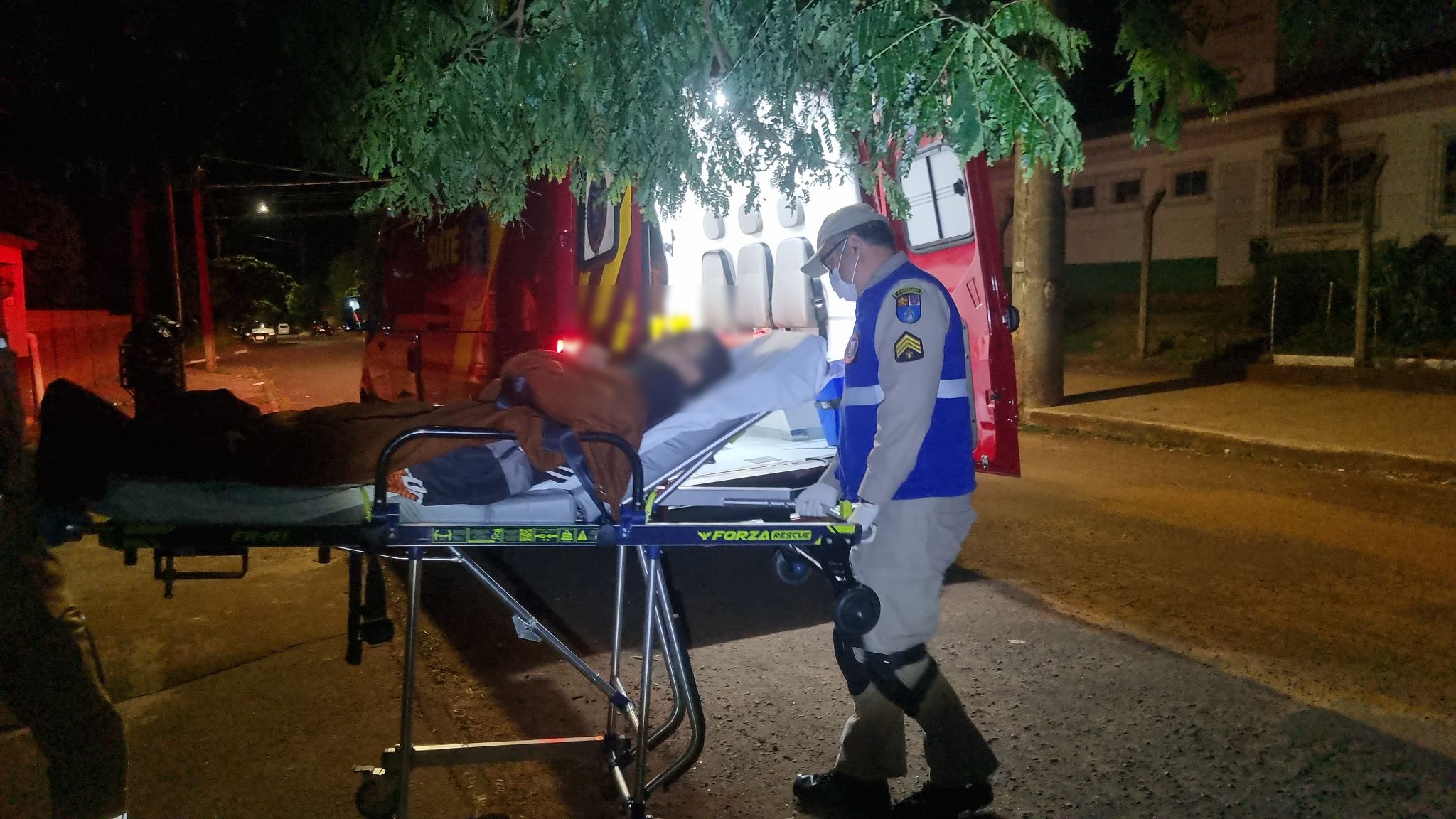 Colisão entre motos deixa jovem ferido no bairro Brasmadeira