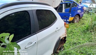 Imagem referente a Veículo abandonado esconde arsenal em São Miguel do Iguaçu