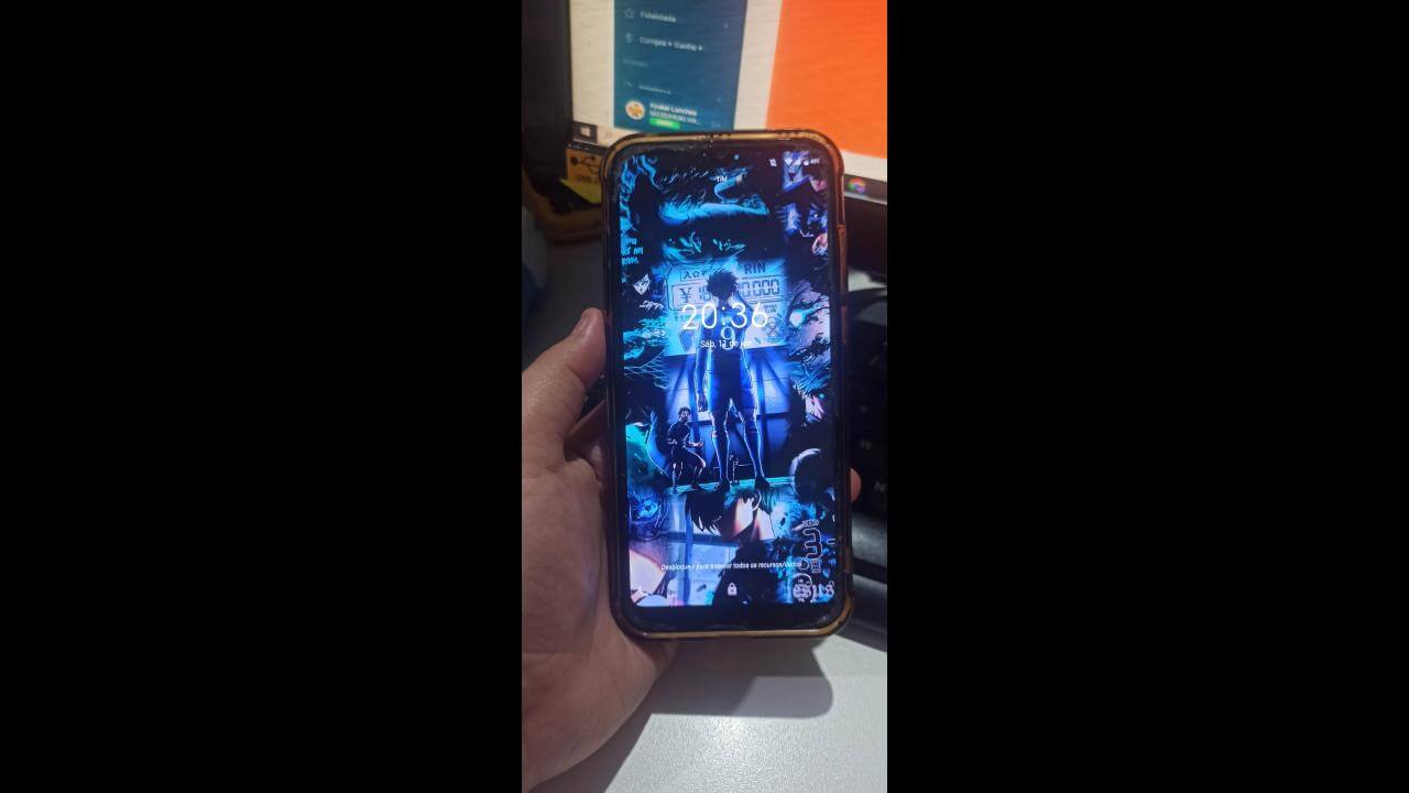 Foi achado celular da marca Motorola no bairro Universitário