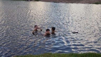 Imagem referente a Adolescentes ignoram proibição e se arriscam em lago do Ecopark Oeste