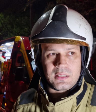 Imagem referente a Oficial do Corpo de Bombeiros fala sobre grave acidente que deixou casal preso às ferragens no São Cristóvão