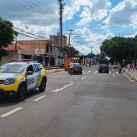 Imagem referente a Acidente envolvendo carro e moto deixa jovem ferido no Bairro Coqueiral