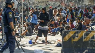 Violência e ação policial levam fluxo da Cracolândia para novas áreas