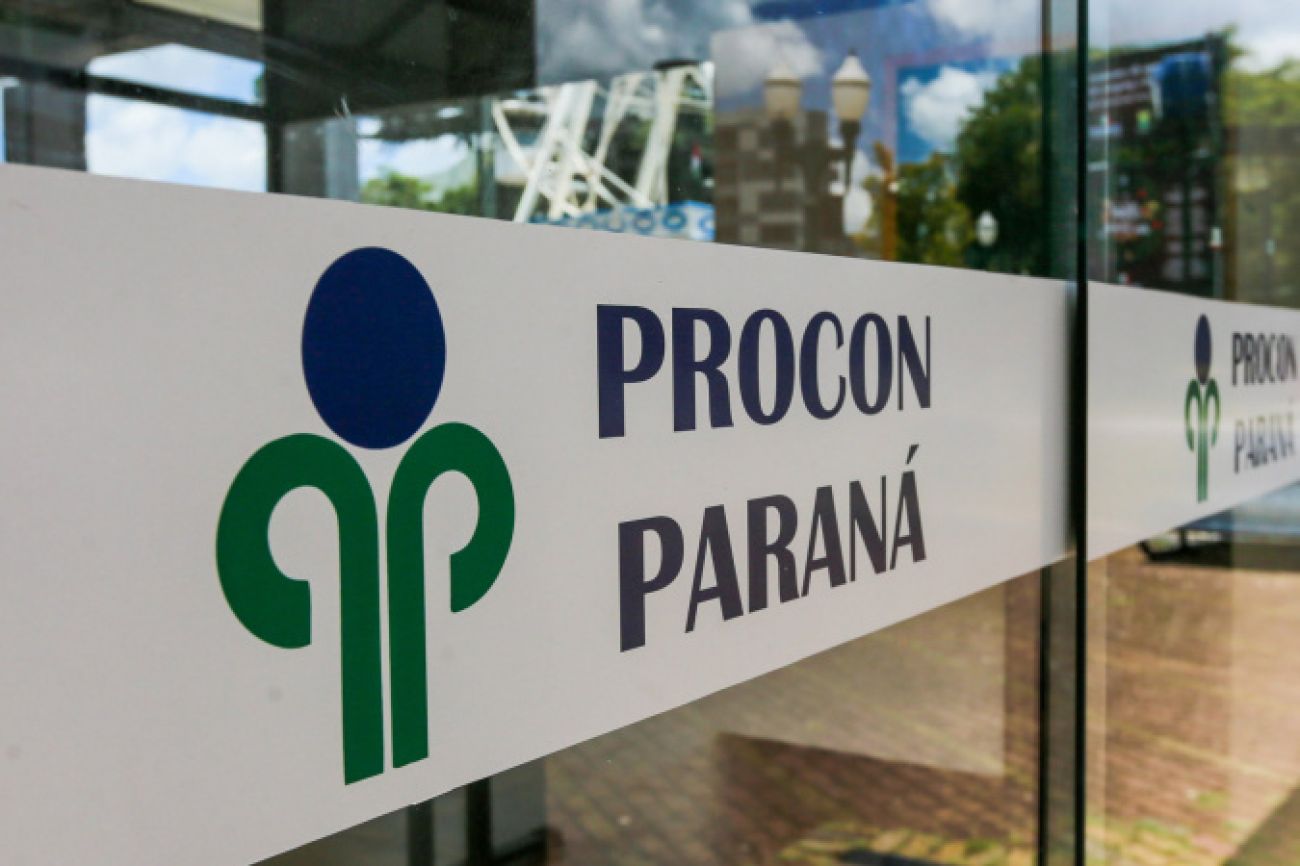 Procon-PR lança cartilha com orientações para compra de veículos usados Procon-PR lança cartilha com orientações para compra de veículos usados
