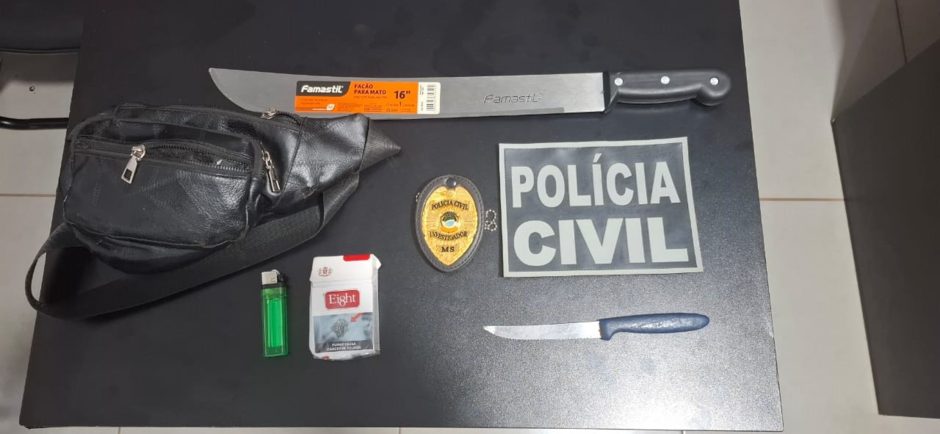 Homem é preso após tentar matar esposa no Terminal Rodoviário Homem é preso após tentar matar esposa no Terminal Rodoviário