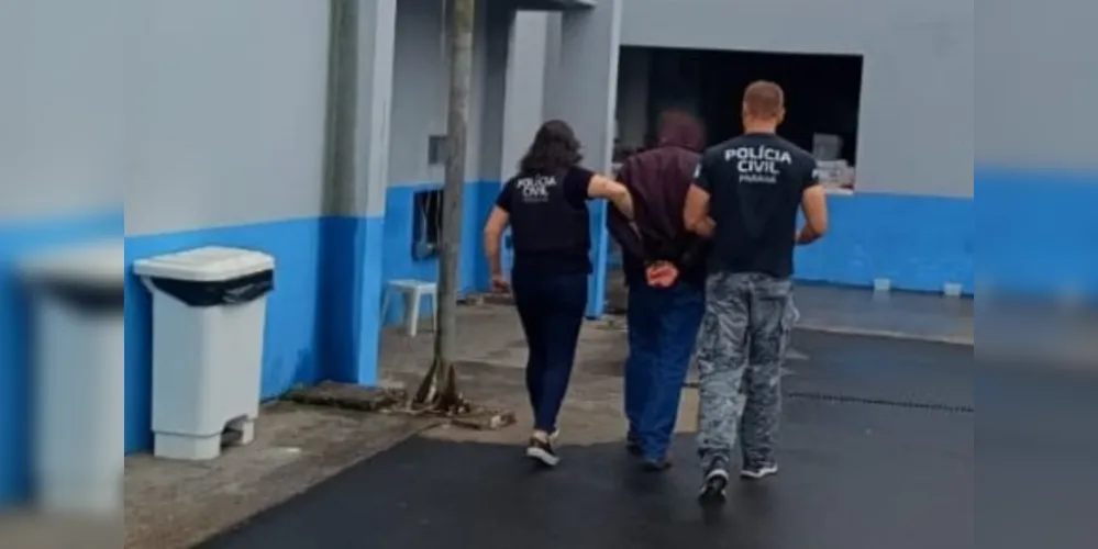 Homem é denunciado por tentativa de feminicídio, após empurrar sogra de escada Homem é denunciado por tentativa de feminicídio, após empurrar sogra de escada