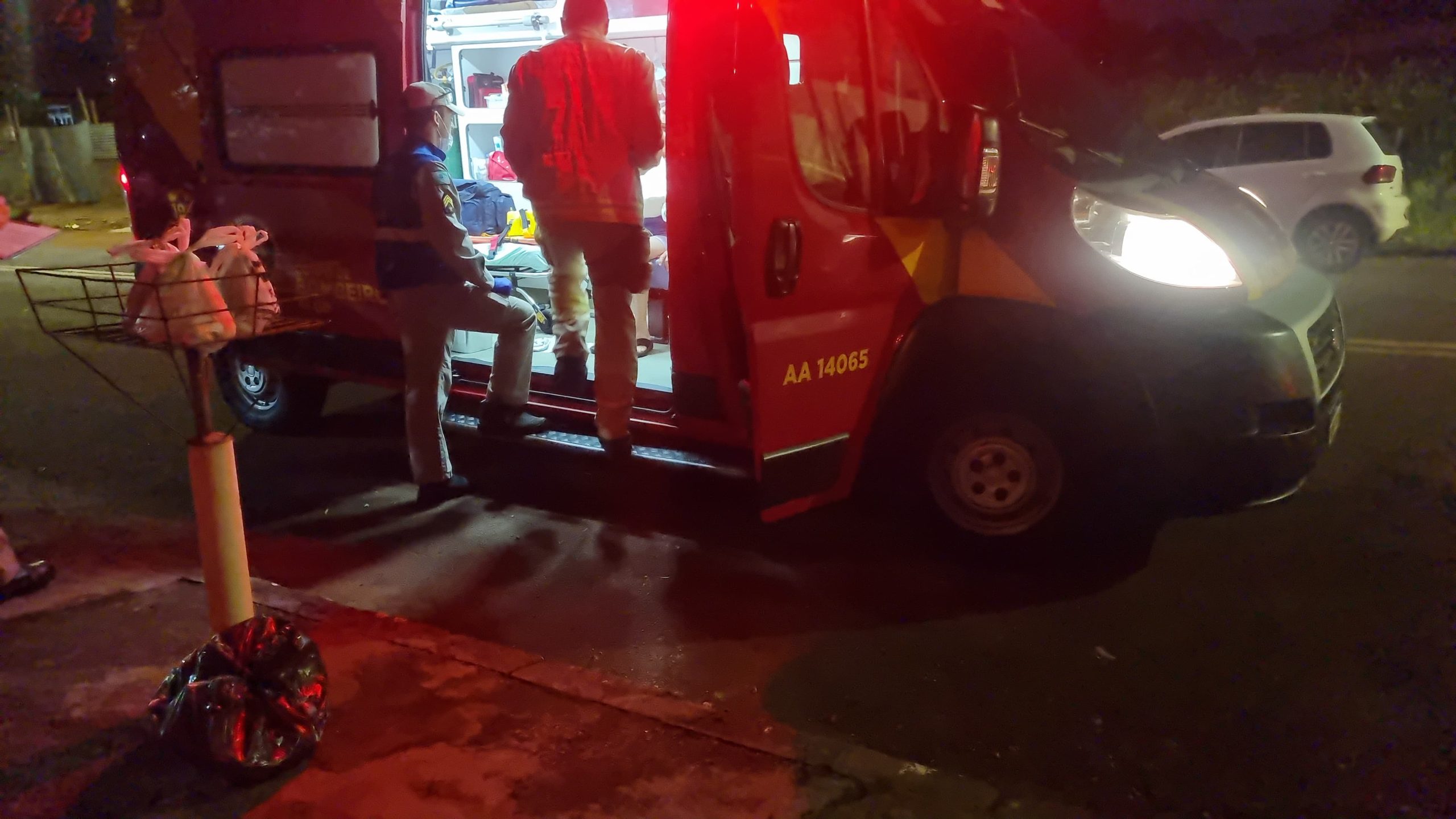 Idosa sofre queda em residência no Parque São Paulo e fica ferida Idosa sofre queda em residência no Parque São Paulo e fica ferida
