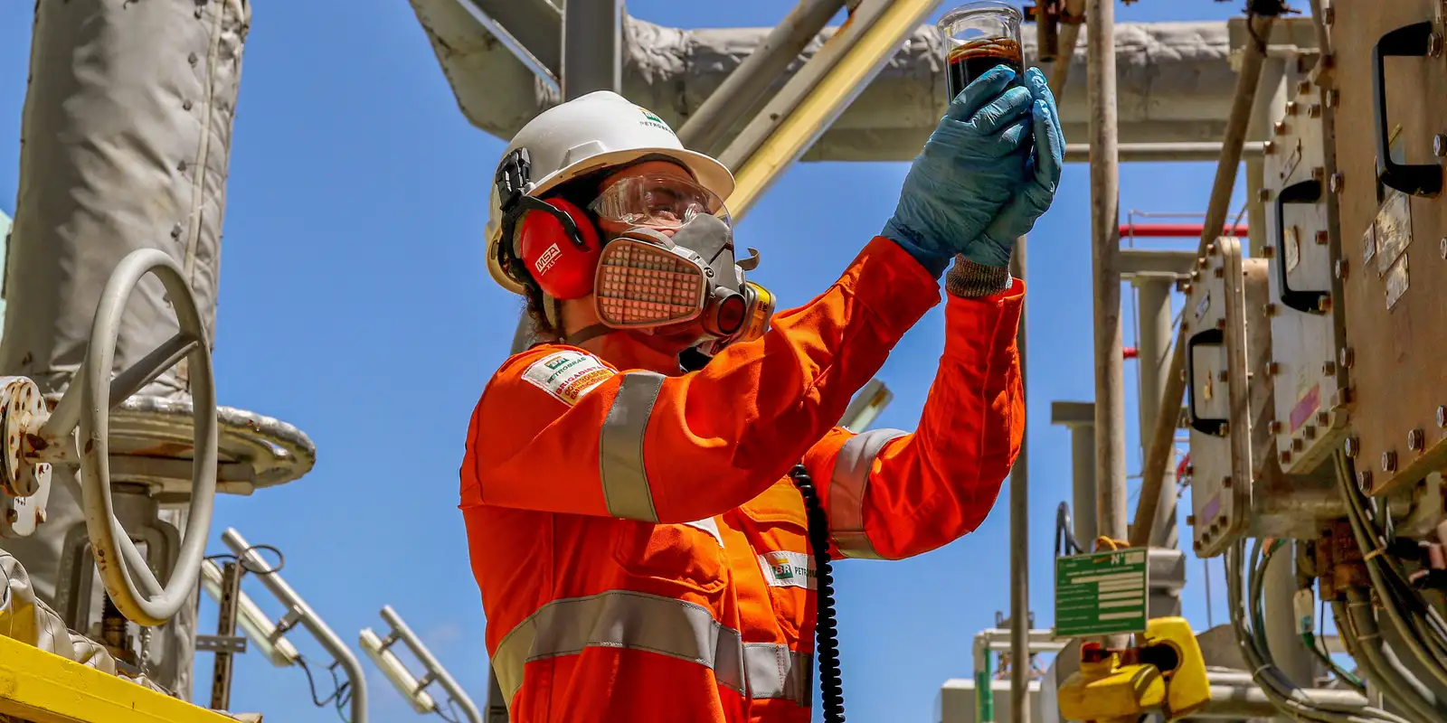 Empurrado pelo pré-sal, petróleo assume topo da pauta de exportações Empurrado pelo pré-sal, petróleo assume topo da pauta de exportações