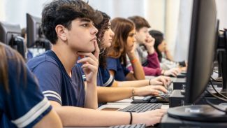 Olimpíada de Inteligência Artificial: 30,9 mil alunos do Paraná passam para a 2ª fase