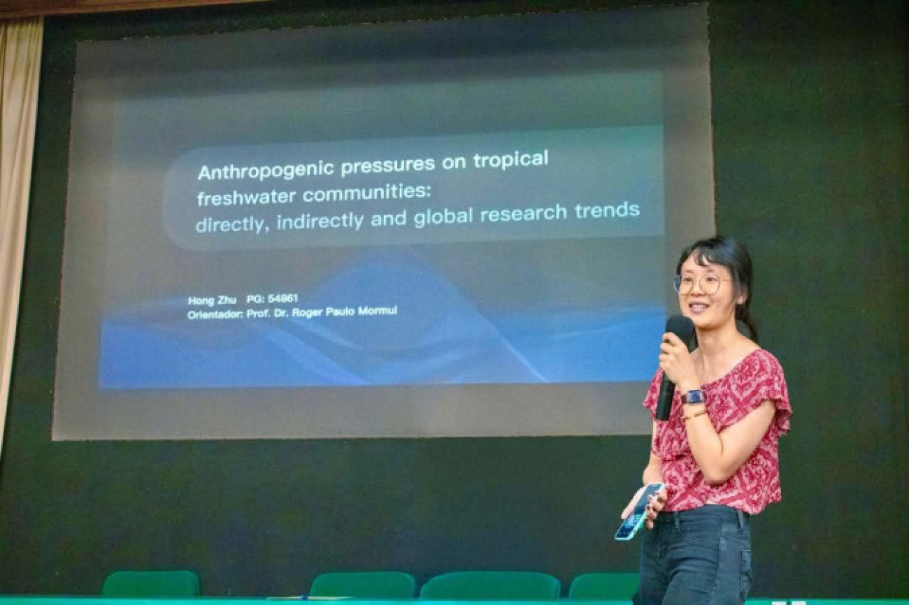Aluna internacional: Universidade Estadual de Maringá titula 1ª doutora chinesa