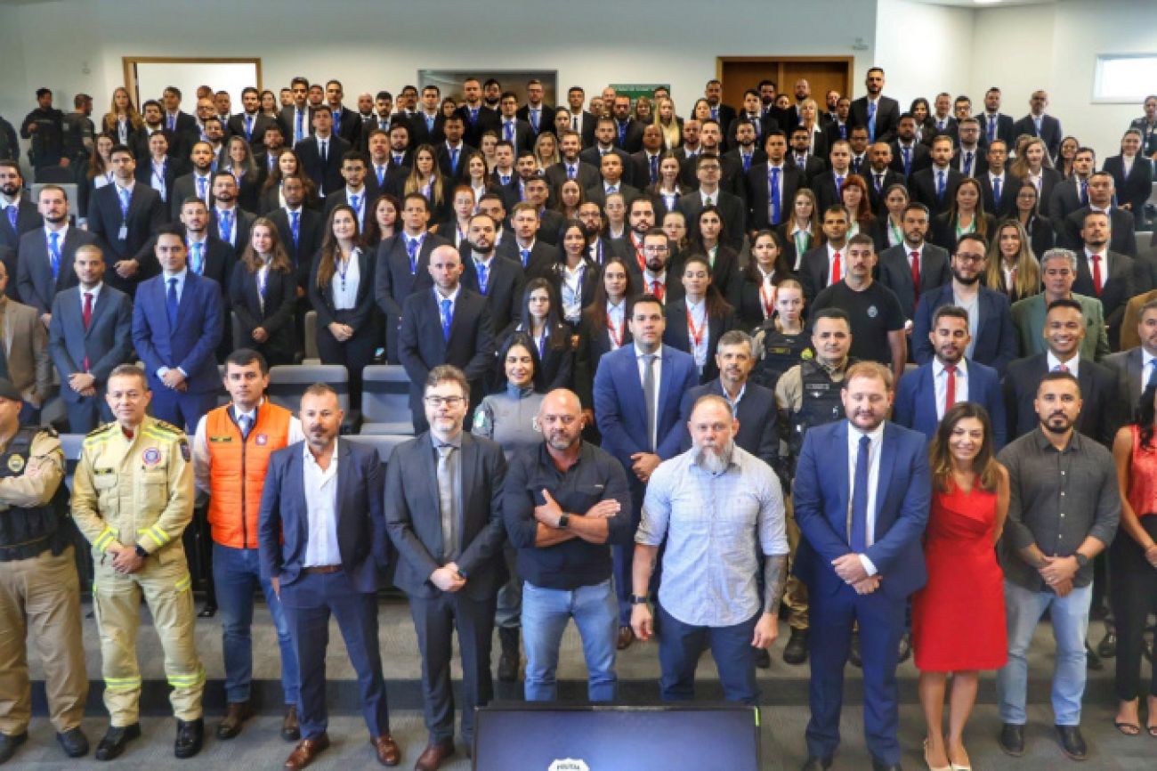 Integração das forças é tema da aula inaugural de 103 novos policiais civis no Paraná