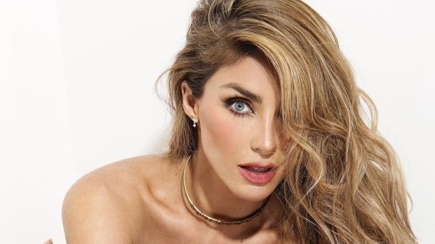 Ex-RBD Anahí é investigada por fraude no 'Masked Singer' e rebate acusações Ex-RBD Anahí é investigada por fraude no 'Masked Singer' e rebate acusações