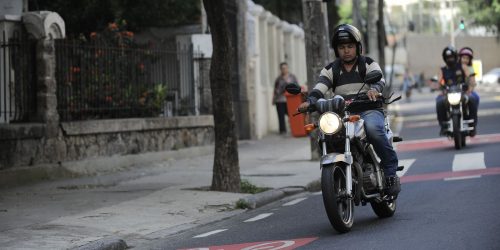 Imagem referente a Prefeitura de SP não autoriza 99 a transportar passageiros em motos