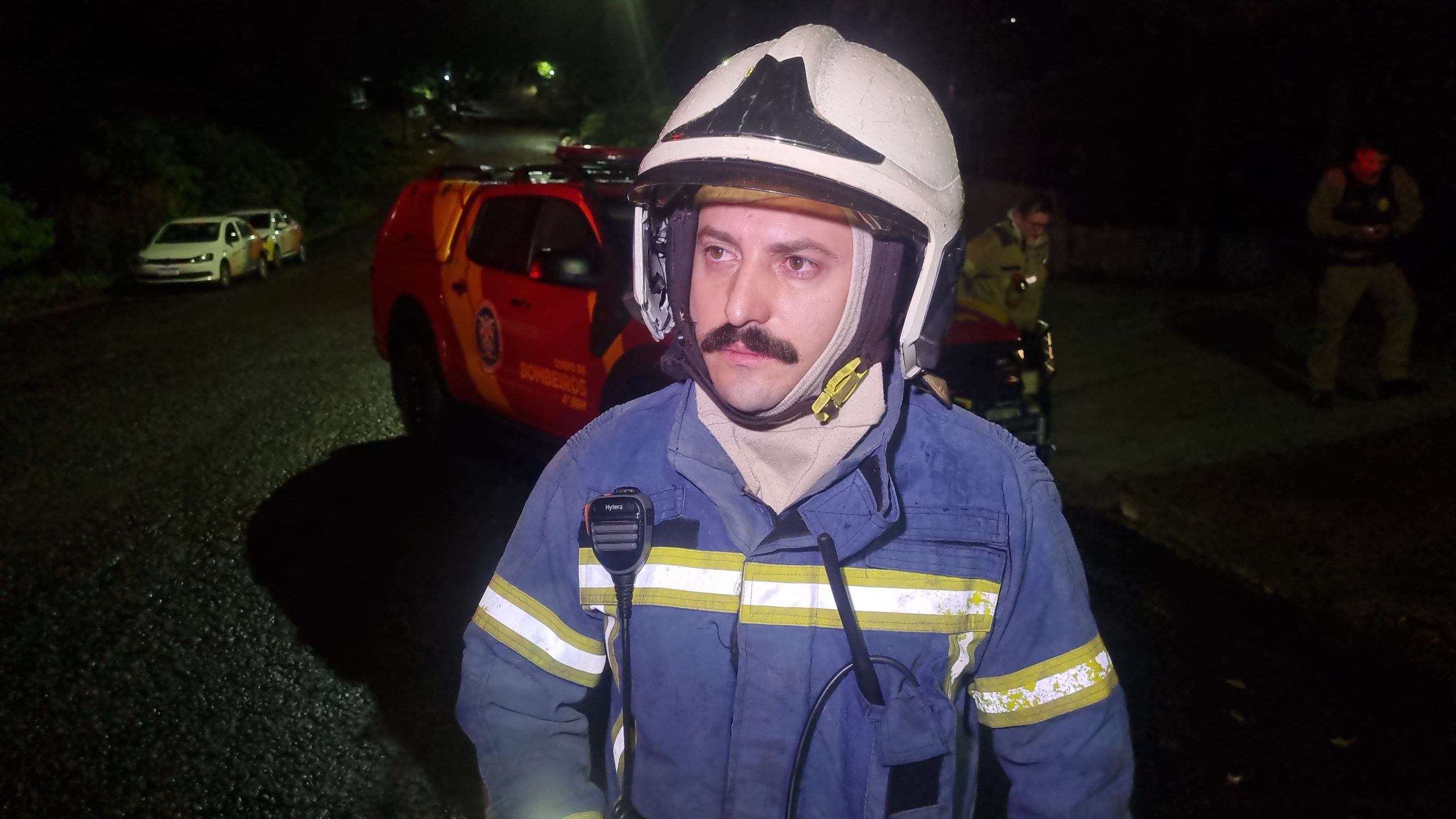 Tenente dá detalhes sobre atendimento a incêndio em residência na Rua Marechal Floriano
