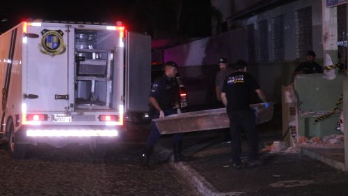 Imagem referente a Homem atropela Guarda Municipal, é perseguido e morre em troca de tiros