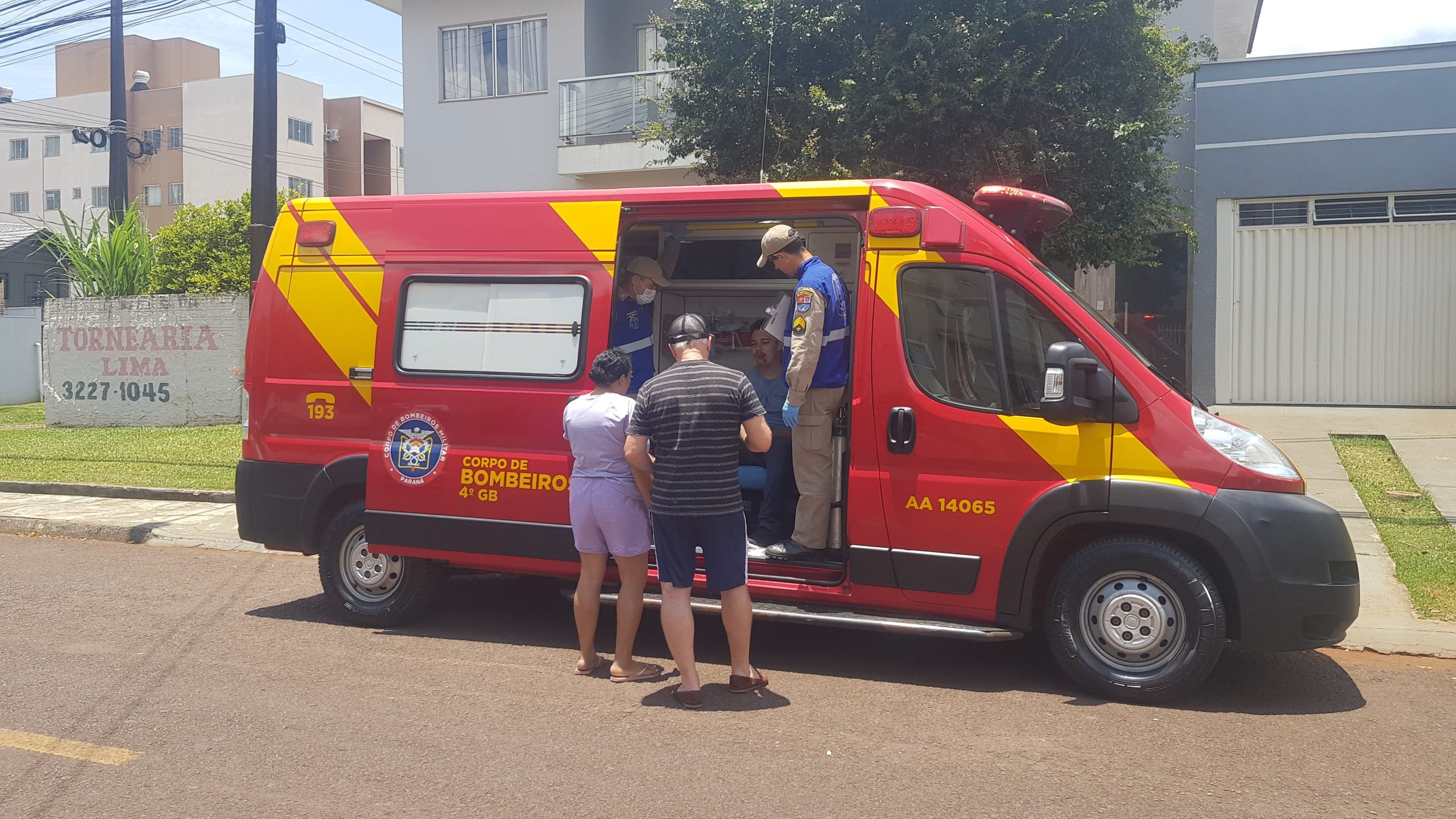Jovem fica ferido ao cair de bicicleta no Bairro São Cristóvão