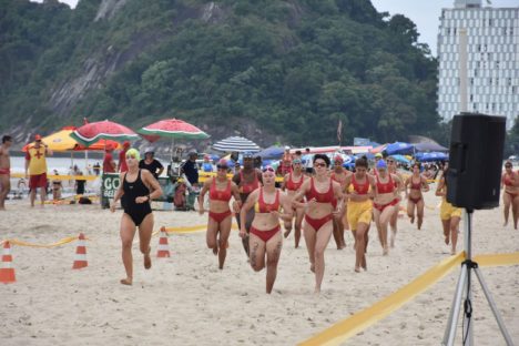 Imagem referente a Provas dos bombeiros, Verão Vôlei Show e handebol agitam programação do fim de semana