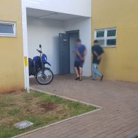 Imagem referente a Dois são detidos no estacionamento de UPA com caminhonete furtada em Cafelândia