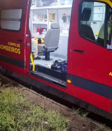 Imagem referente a Homem cai de moto perto do viaduto da Petrocon em Cascavel