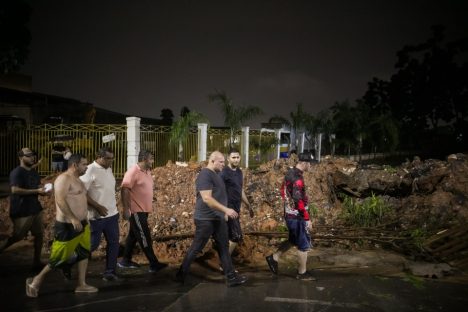 Imagem referente a Projeto proíbe que dinheiro de auxílio emergencial da chuva seja gasto com bebida alcoólica e cigarro