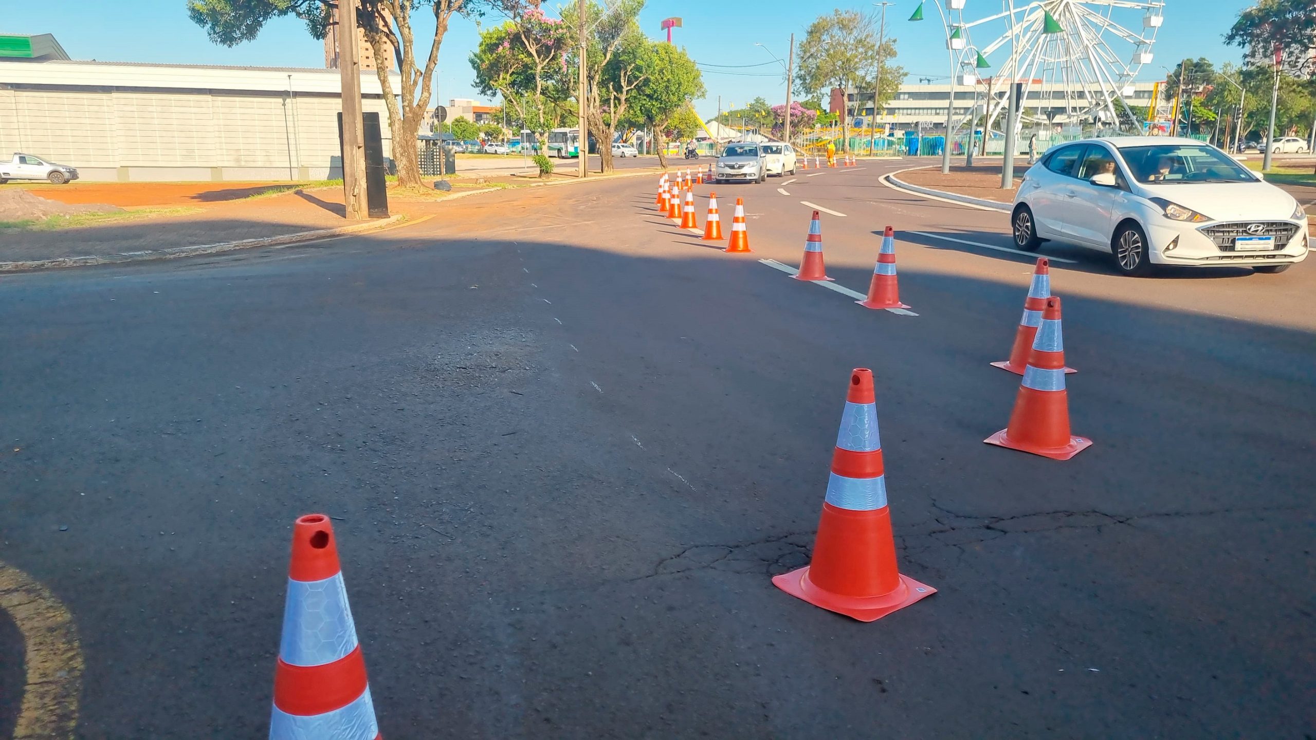 Trecho da Avenida Assunção próximo ao Terminal Oeste é interditado para pavimentação asfáltica