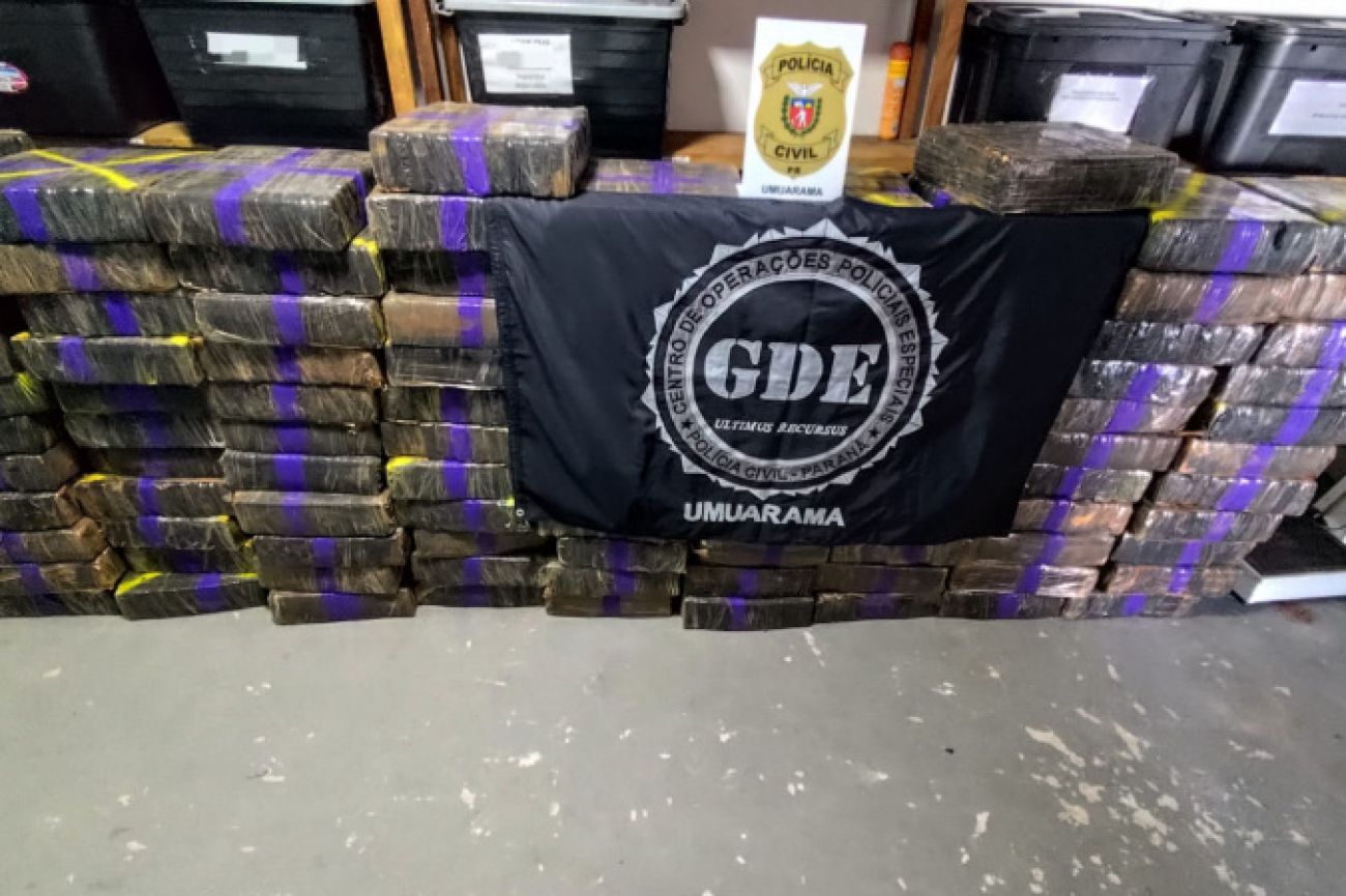 Primeira grande apreensão do ano: PCPR localiza 1,1 tonelada de maconha em Umuarama
