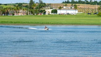 Destino de lazer, mar de água doce no Norte do Paraná atrai turistas e beneficia as cidades