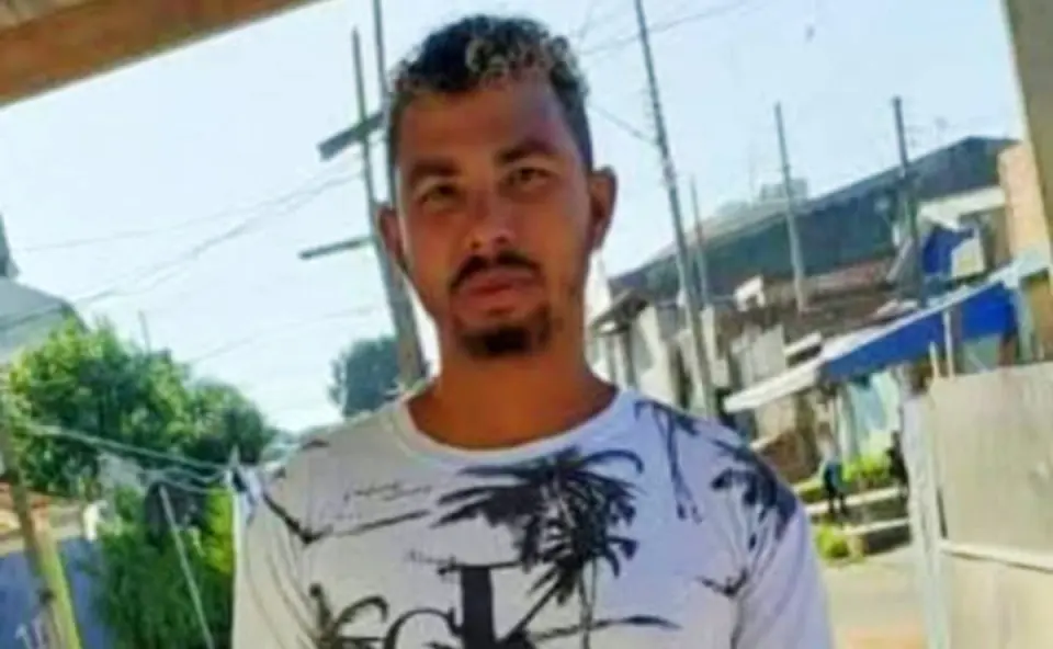 Homem morre após ser esfaqueado pelo próprio filho; separação conturbada seria motivo