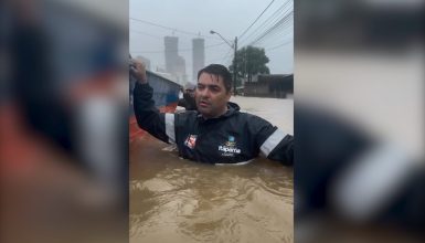 Imagem referente a Itapema embaixo d'água: Prefeito posta vídeo mostrando condição das praias em Santa Catarina