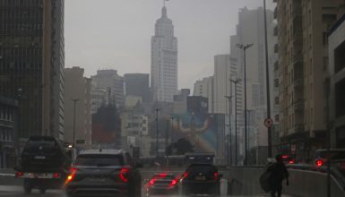 Imagem referente a Chuvas fortes deixam São Paulo em estado de atenção para alagamentos