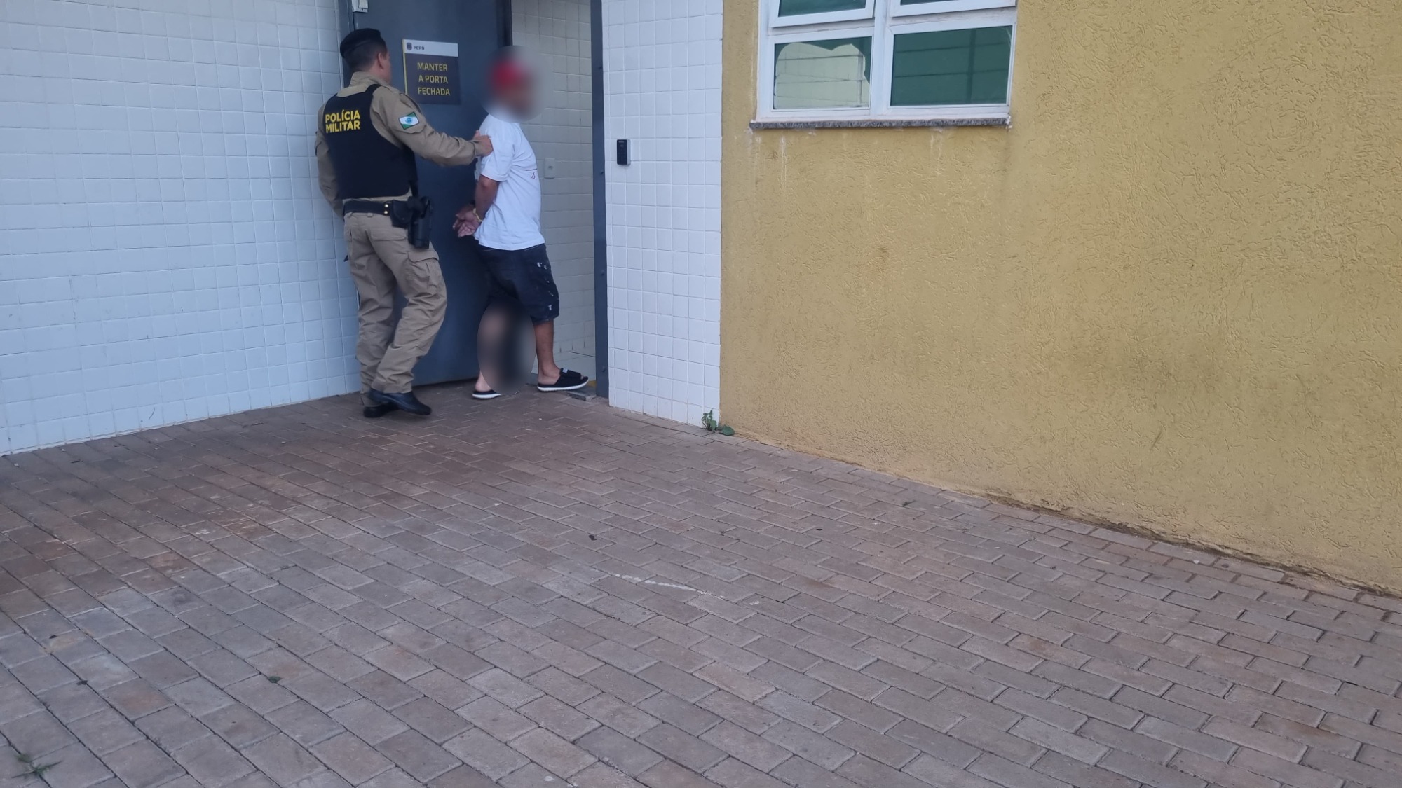 Rapaz ameaça ex e a família dela; PM é acionada e homem é preso