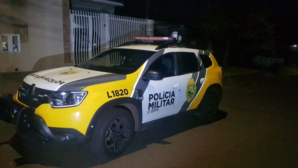 Criança é encontrada sozinha em casa suja e malcheirosa em Cascavel