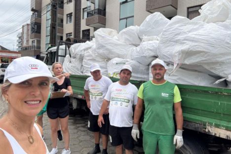 Imagem referente a Parceria entre o IAT e APMCaiobá reforça campanha de reciclagem em Matinhos