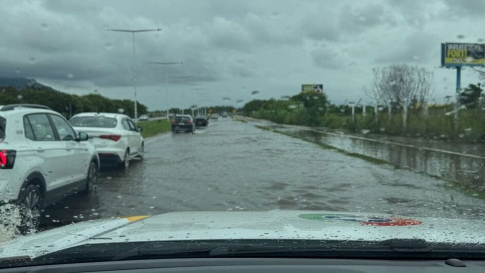 Chuvas intensas causam transtornos e interdições nas estradas de Santa Catarina