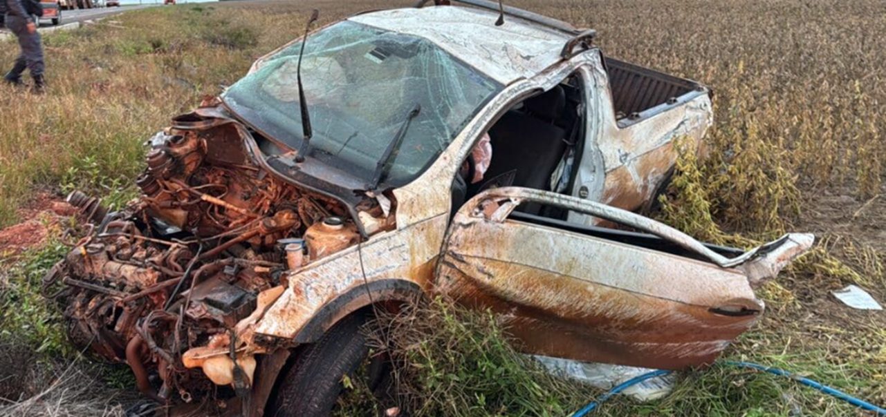 Duas pessoas ficam feridas em acidente na rodovia MT-242
