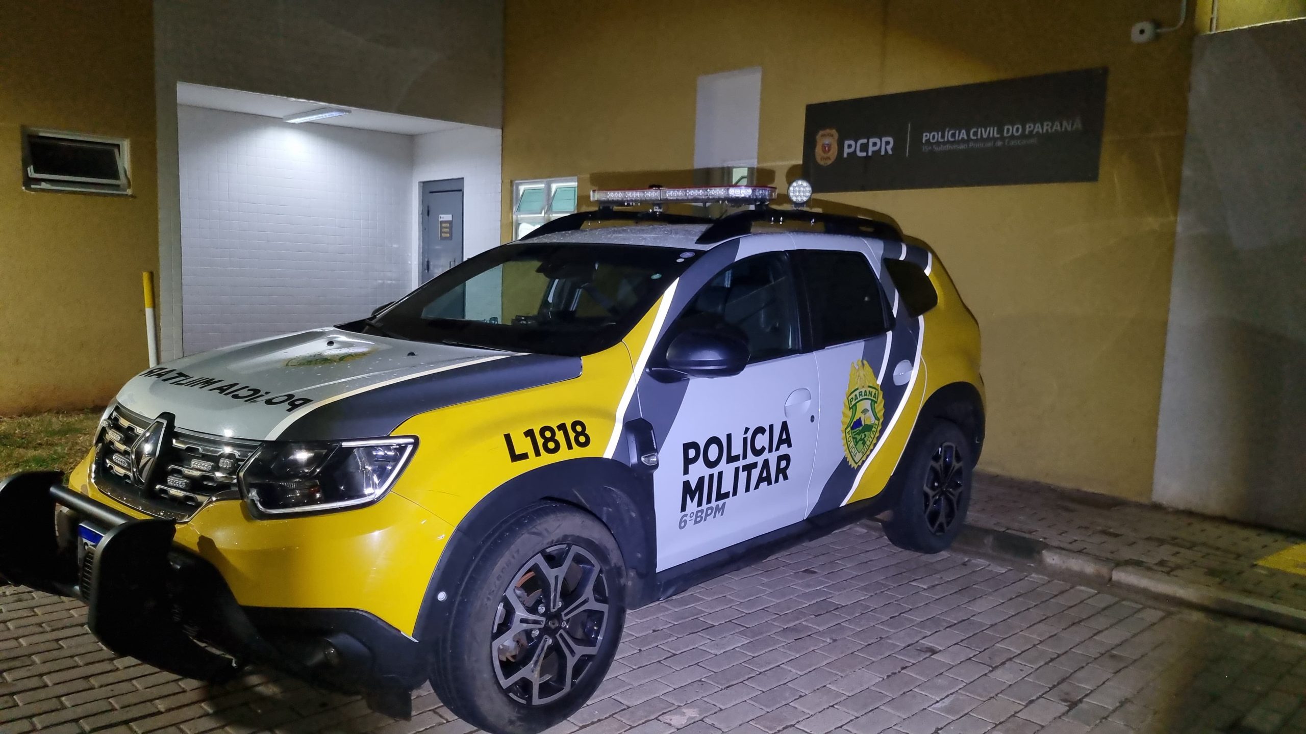 Condutor de veículo envolvido em acidente é preso por embriaguez Condutor de veículo envolvido em acidente é preso por embriaguez