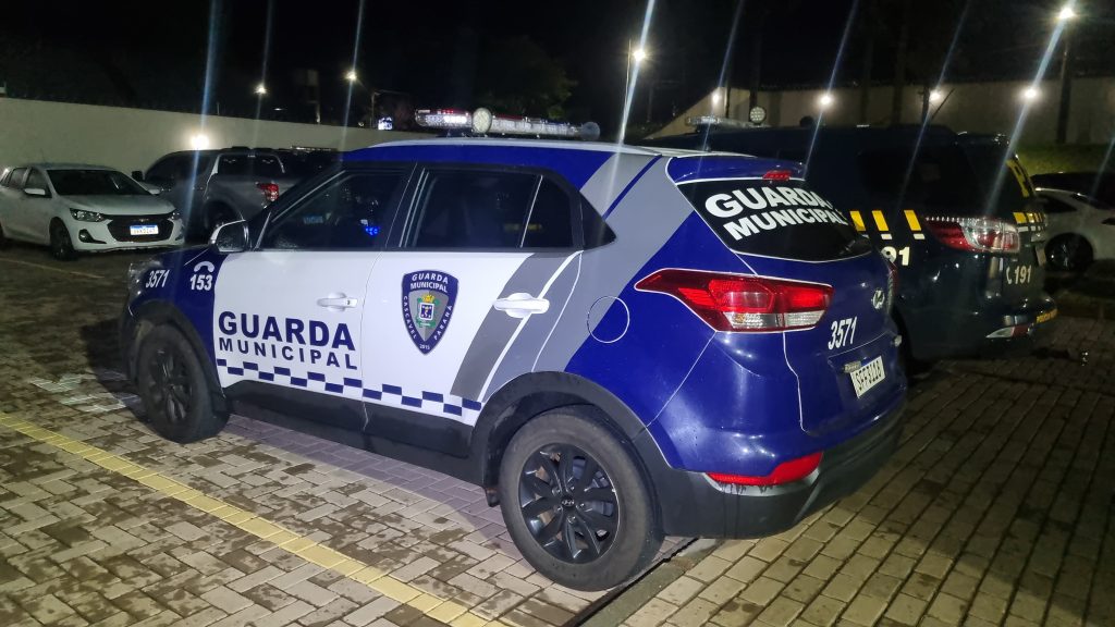 Suspeito de agredir companheira adolescente é procurado pela Guarda Municipal
