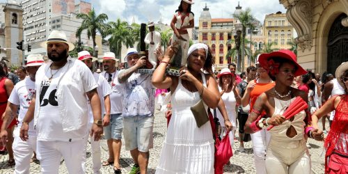 Imagem referente a Hoje é Dia: combate à intolerância religiosa e parteiras são destaques