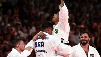 Judô: Brasil bate EUA em disputa por equipes, 1ª após bronze em Paris