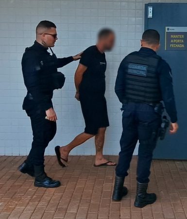 Imagem referente a Homem é preso pela GM após furtar HB20 e dinheiro da companheira em Cascavel