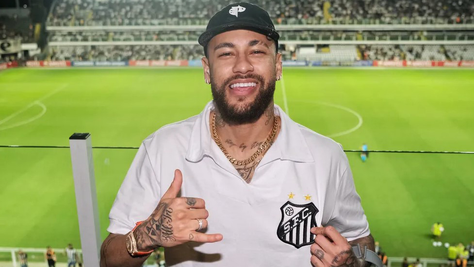 Neymar abre mão de valor milionário, rescinde com Al-Hilal e será jogador do Santos Neymar abre mão de valor milionário, rescinde com Al-Hilal e será jogador do Santos