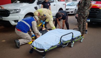 Imagem referente a Motociclista fica ferido em acidente de trânsito no Centro