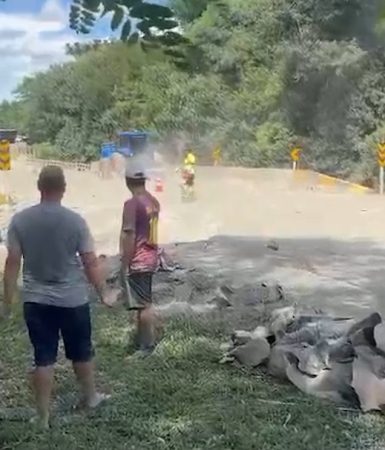 Imagem referente a Atenção motoristas: BR-277 está interditada na Ponte do Rio Cantagalo