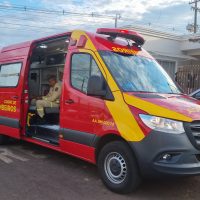 Imagem referente a Idoso de 61 anos sofre queda de escada e é hospitalizado em Cascavel