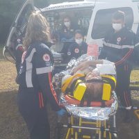 Imagem referente a Vítima de grave acidente na BR-369 é levada de helicóptero ao HUOP