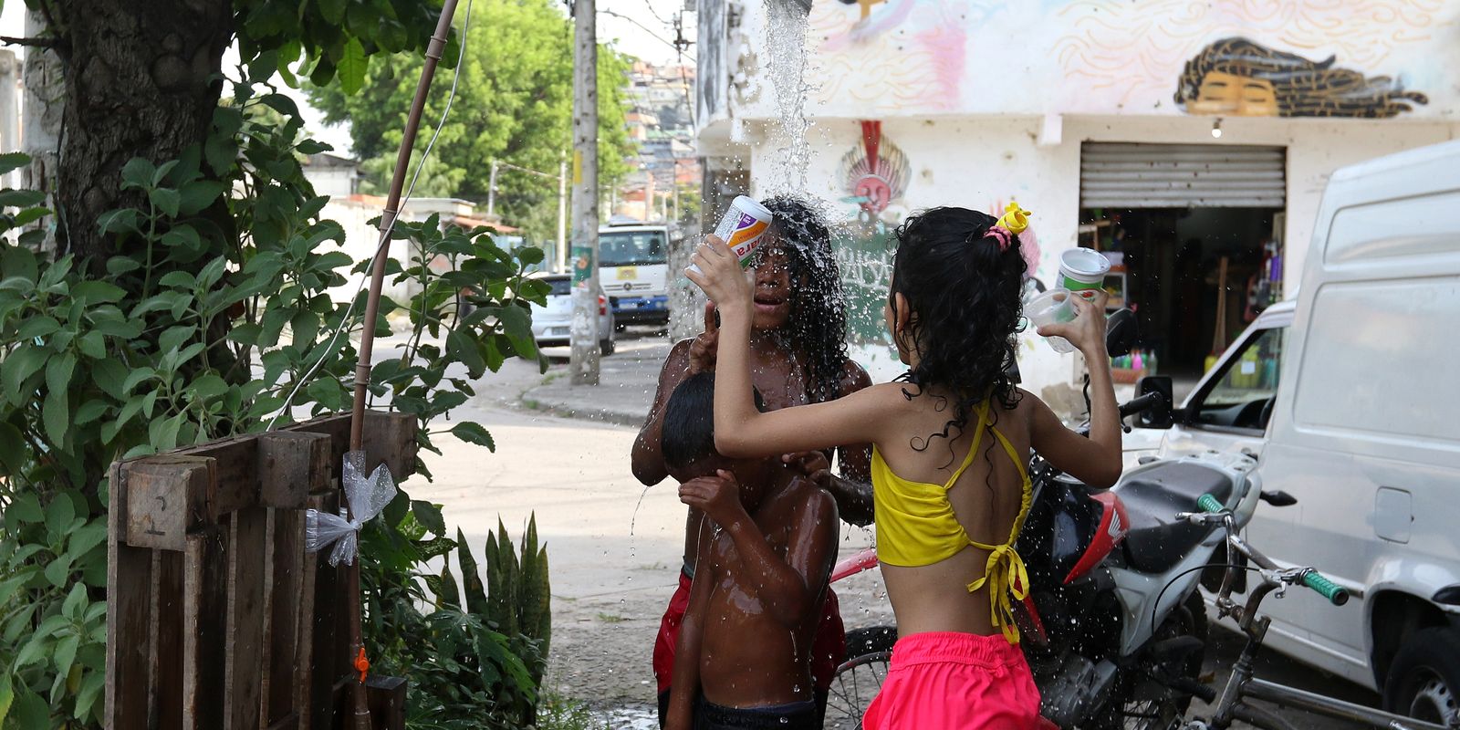 Calor na Região Sudeste deve se estender até esta quarta-feira Calor na Região Sudeste deve se estender até esta quarta-feira