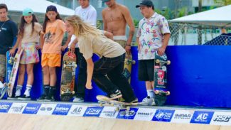 Fim de semana tem futevôlei, skate, beach flag e travessia a nado no Verão Maior Paraná